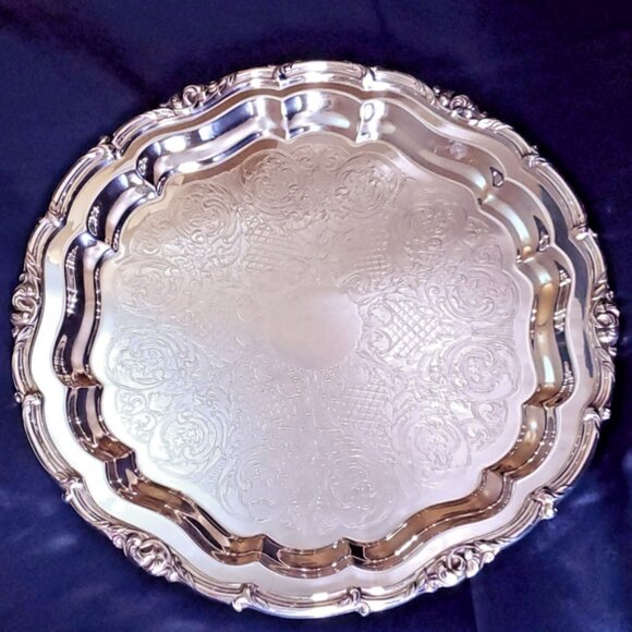 Vintage Community Plate- Silver-Plated Serving Tray – Sheffield Design - Picture 1 of 10